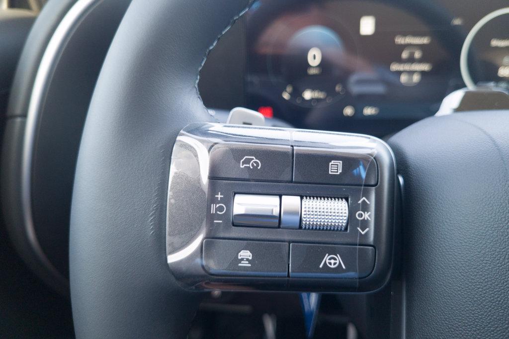 New 2027 Abyss Black Pearl HYUNDAI SEL FWD image 30