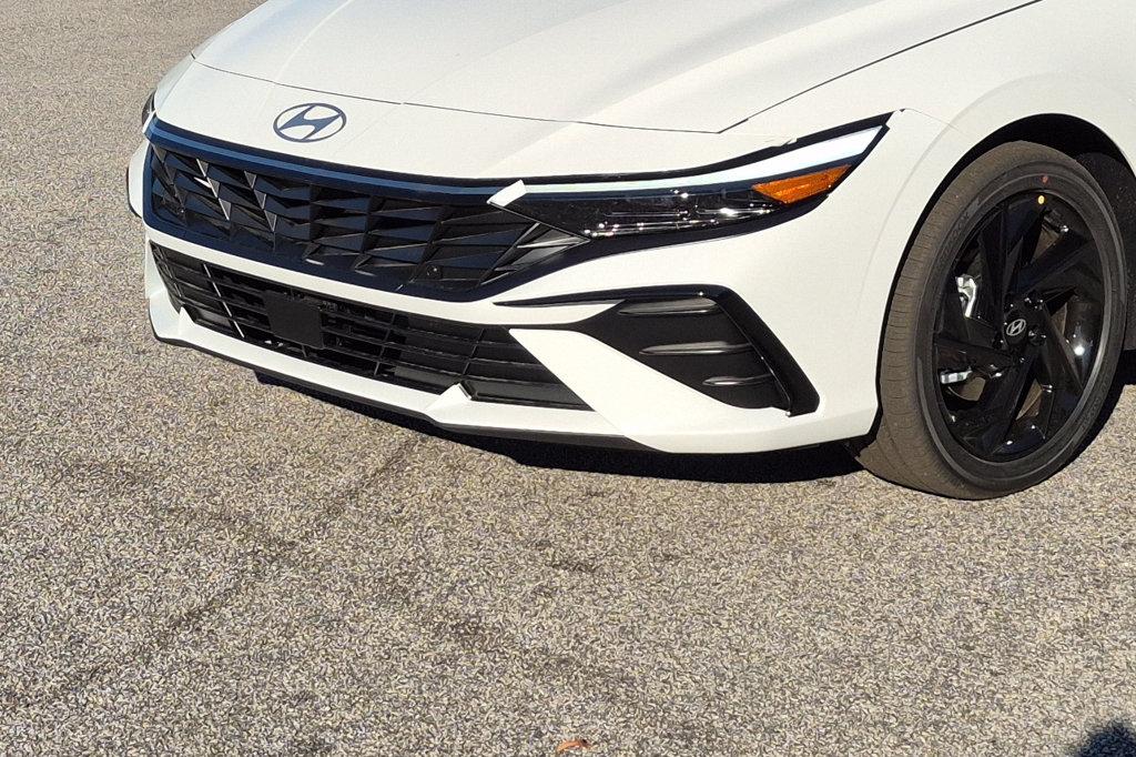 New 2026 White HYUNDAI SEL Sport Plus image 10