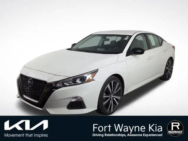 2019 Nissan Altima 2.5 SR for sale in fort wayne, IN