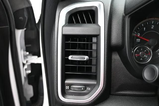 2021 Ram 1500 Big Horn Crew Cab 4x4 57 Box