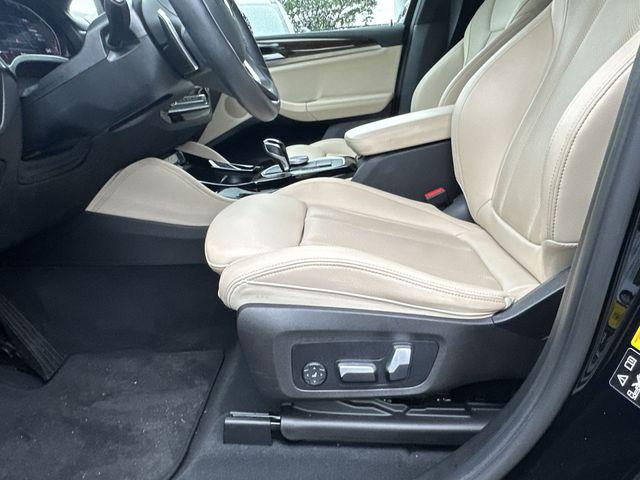 2023 BMW X4 xDrive30i