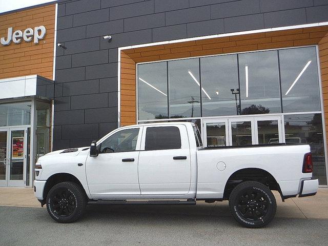 2027 RAM Ram 2500 RAM 2500 BLACK EXPRESS CREW CAB 4X4 64 BOX 2027 RAM Ram 2500 RAM 2500 BLACK EXPRESS CREW CAB 4X4 64 BOX