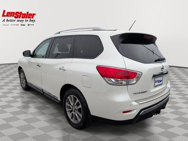 2015 Nissan Pathfinder SL 2015 Nissan Pathfinder SL