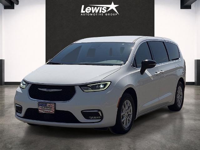 2024 Chrysler Pacifica Touring L for sale in Fayetteville, AR