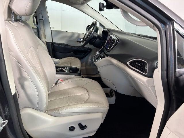 2020 Chrysler Pacifica Touring L Plus