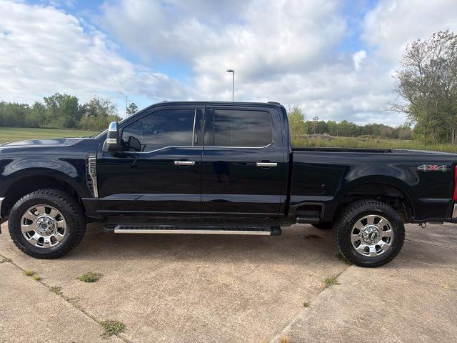 2023 Ford F-250 LARIAT