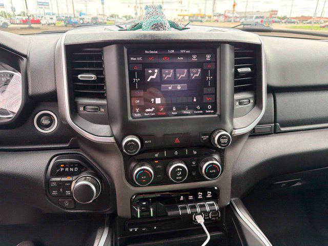 2019 Ram 1500 Big Horn/Lone Star Crew Cab 4x4 57 Box