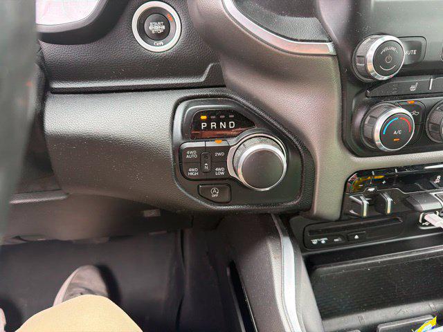 2019 Ram 1500 Big Horn/Lone Star Crew Cab 4x4 57 Box