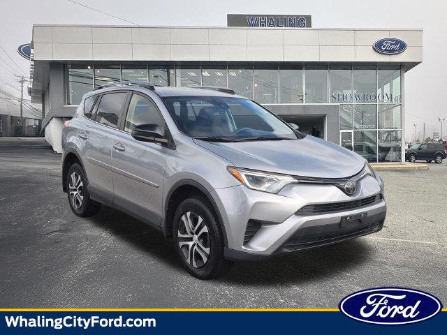 2018 Toyota RAV4 LE for sale in New London, CT