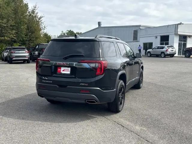 2023 GMC Acadia AWD AT4