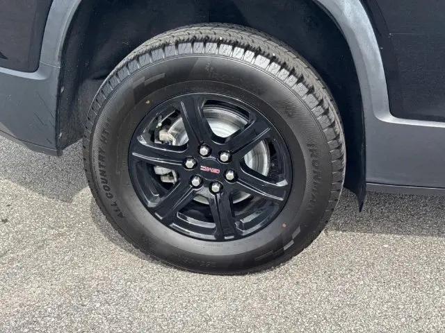 2023 GMC Acadia AWD AT4
