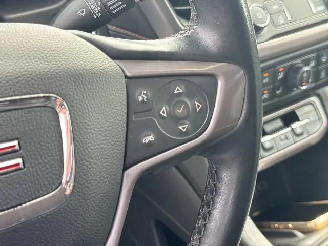 2023 GMC Acadia AWD AT4