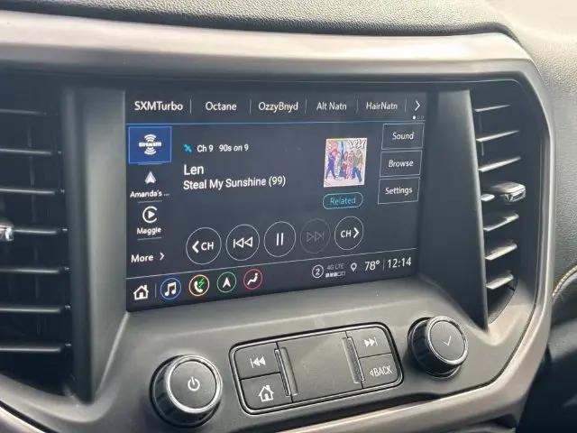 2023 GMC Acadia AWD AT4