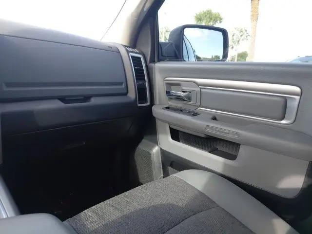 2018 Ram 1500 Big Horn Crew Cab 4x4 57 Box