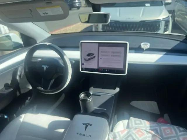 2024 Tesla Model Y Long Range Single Motor Rear-Wheel Drive