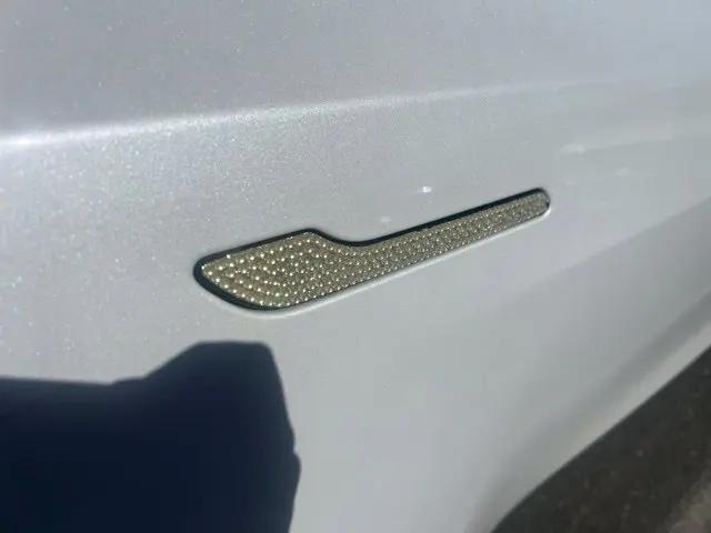 2024 Tesla Model Y Long Range Single Motor Rear-Wheel Drive