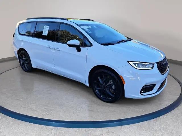 2023 Chrysler Pacifica Touring L AWD