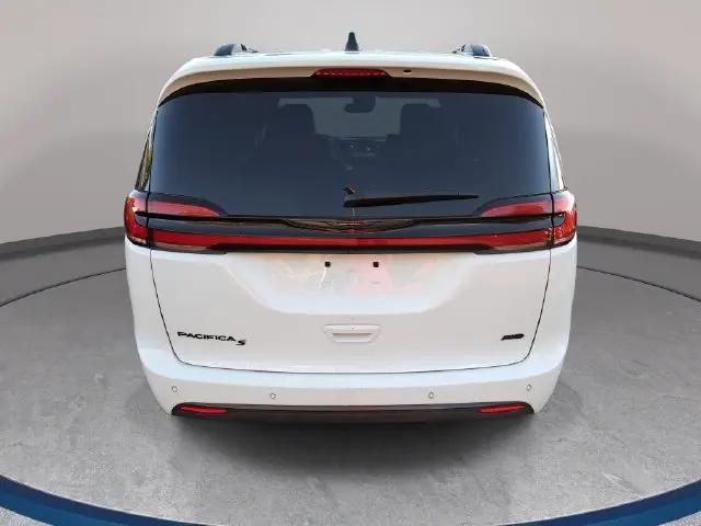 2023 Chrysler Pacifica Touring L AWD
