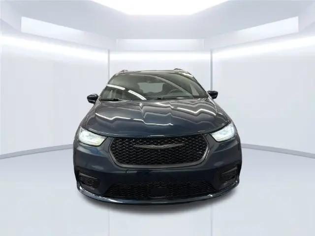 2022 Chrysler Pacifica Limited AWD