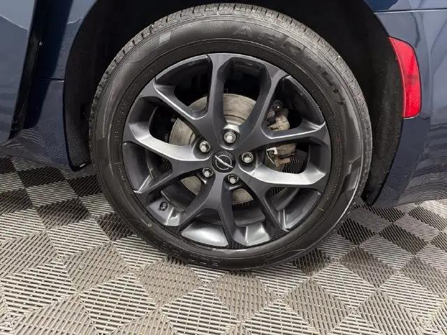 2022 Chrysler Pacifica Limited AWD