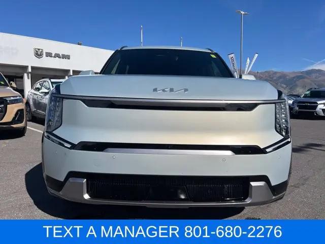2024 Kia EV9 Land