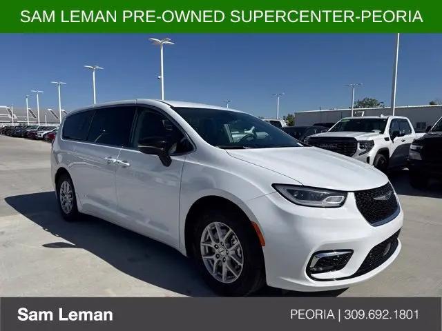 2024 Chrysler Pacifica Touring L for sale in Peoria, IL