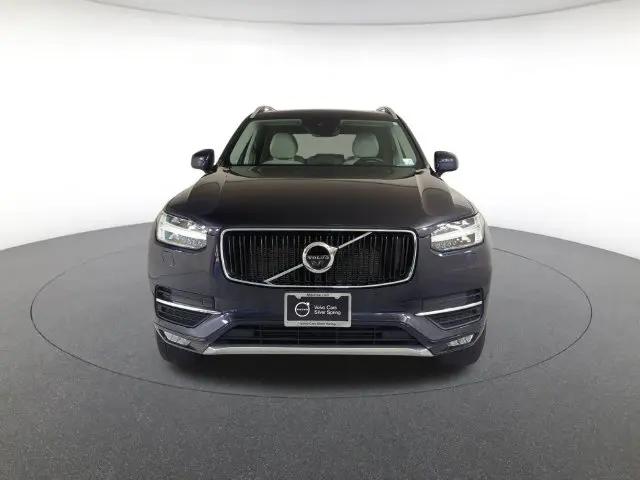 2017 Volvo XC90 T6 Momentum