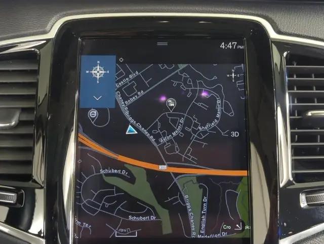 2017 Volvo XC90 T6 Momentum