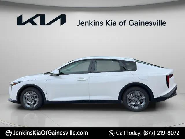 2026 Kia K4 LX
