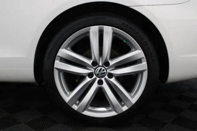 2013 Volkswagen Eos Executive
