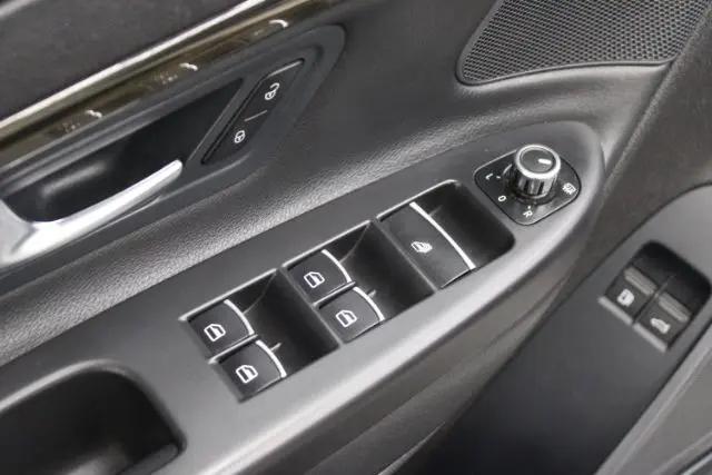 2013 Volkswagen Eos Executive