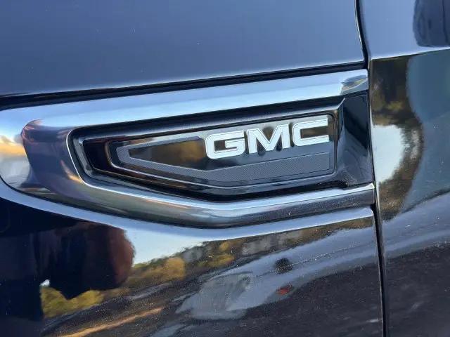 2023 GMC Yukon 4WD AT4