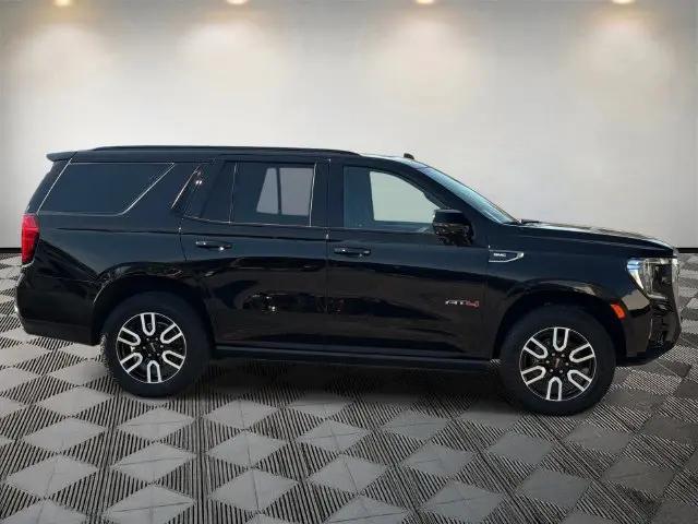 2023 GMC Yukon 4WD AT4