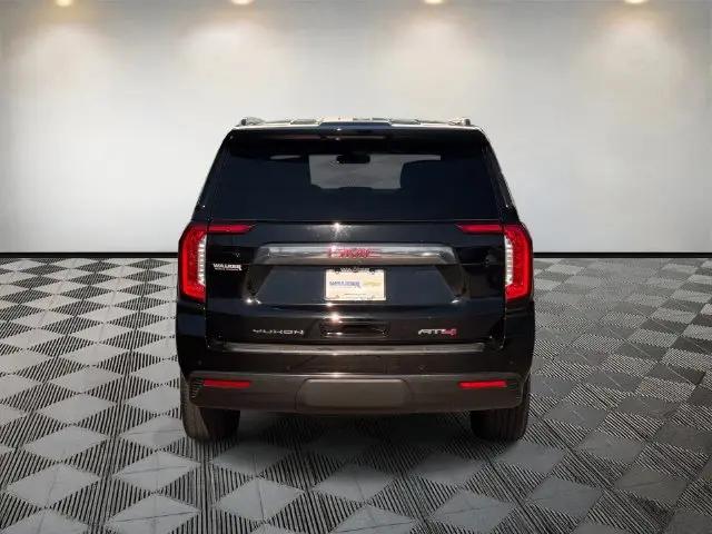 2023 GMC Yukon 4WD AT4