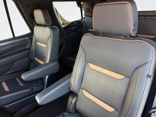 2023 GMC Yukon 4WD AT4