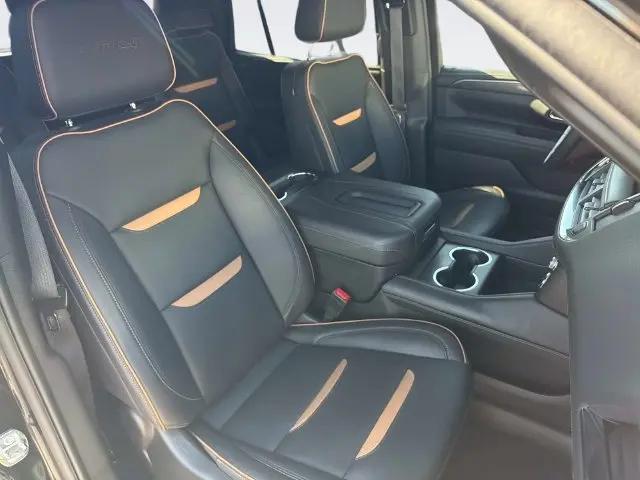 2023 GMC Yukon 4WD AT4