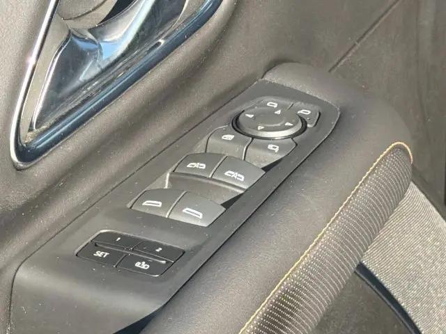 2023 GMC Yukon 4WD AT4