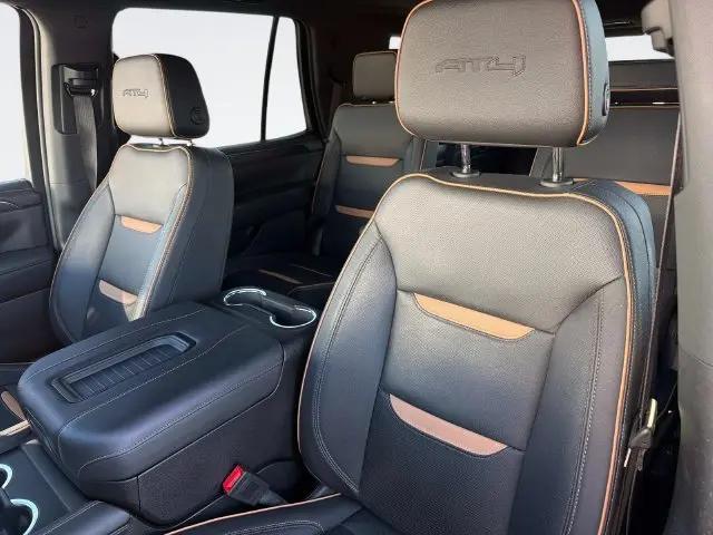 2023 GMC Yukon 4WD AT4
