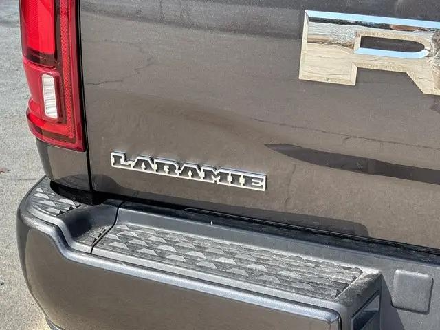 2026 Ram 3500 Laramie Crew Cab 4x4 8 Box