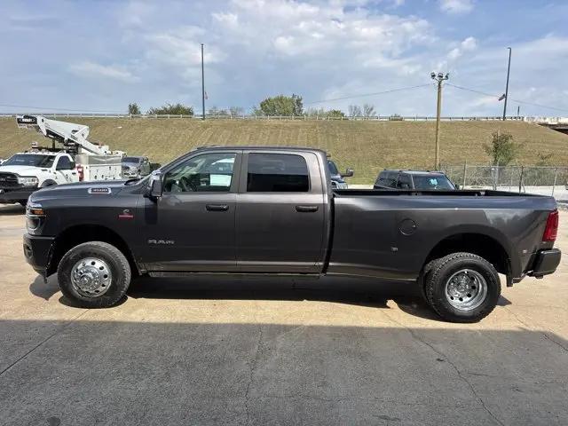 2026 Ram 3500 Laramie Crew Cab 4x4 8 Box