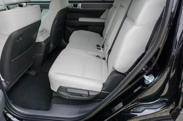 2026 Hyundai Santa Fe SE