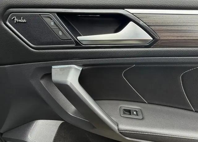 2023 Volkswagen Tiguan 2.0T SEL R-Line