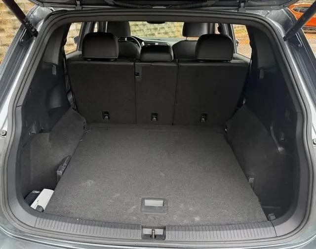 2023 Volkswagen Tiguan 2.0T SEL R-Line