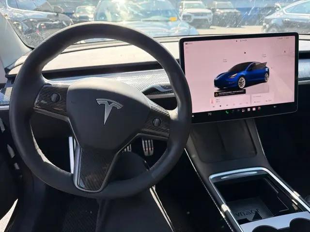 2022 Tesla Model 3 Long Range Dual Motor All-Wheel Drive