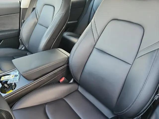 2022 Tesla Model 3 Long Range Dual Motor All-Wheel Drive