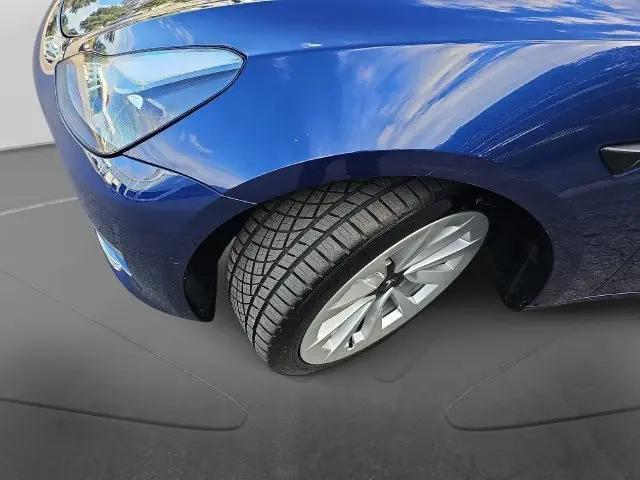 2022 Tesla Model 3 Long Range Dual Motor All-Wheel Drive