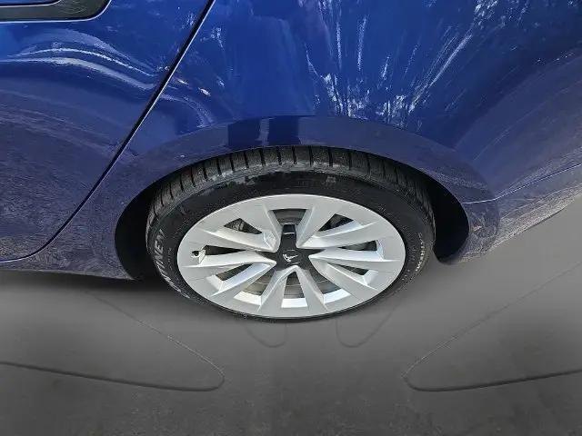 2022 Tesla Model 3 Long Range Dual Motor All-Wheel Drive