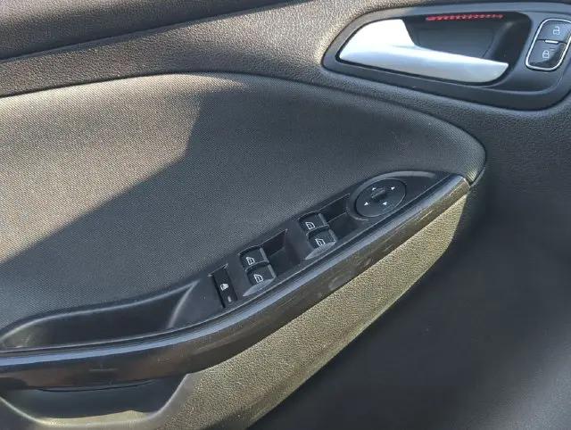 2017 Ford Focus Titanium