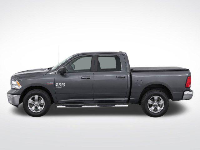 2019 Ram 1500 Classic SLT Crew Cab 4x4 64 Box