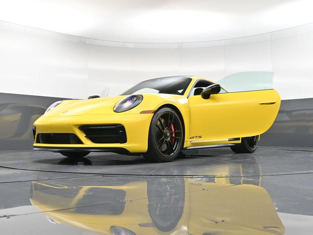 2023 Porsche 911 GTS